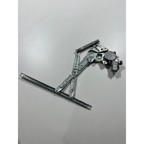 Maquina De Vidro Diant Direita Nissan Versa 1.6 Aut. 2019   