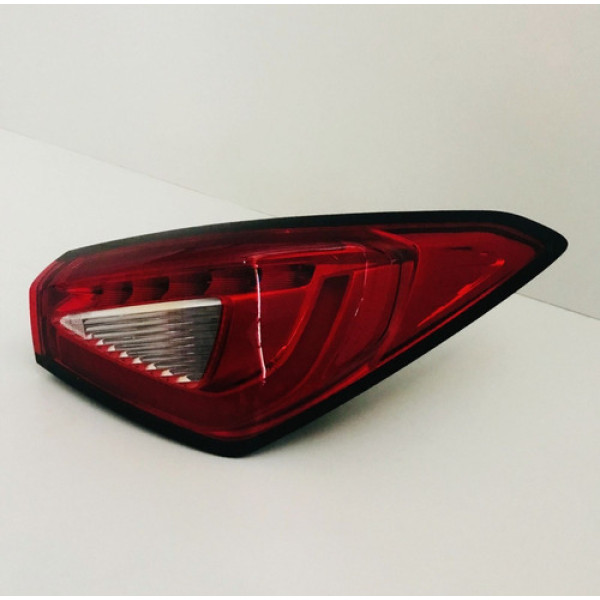 Lanterna Traseira Direita (passageiro) Fiat Cronos 2019/2021
