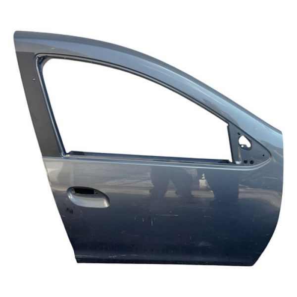 Porta Dianteira Direita Sandero 2015 A 2021 S/recupraçao