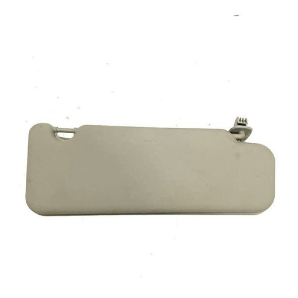 Quebra Sol Esquerdo Motorista Renault Duster 2018