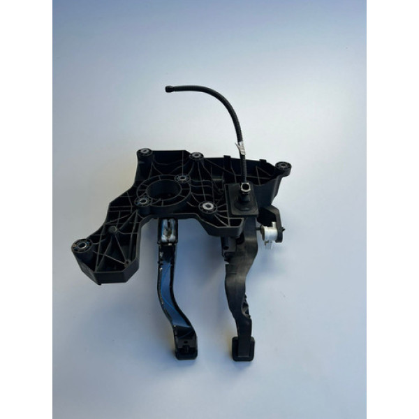 Pedaleiras Chevrolet Onix 3cc 2022