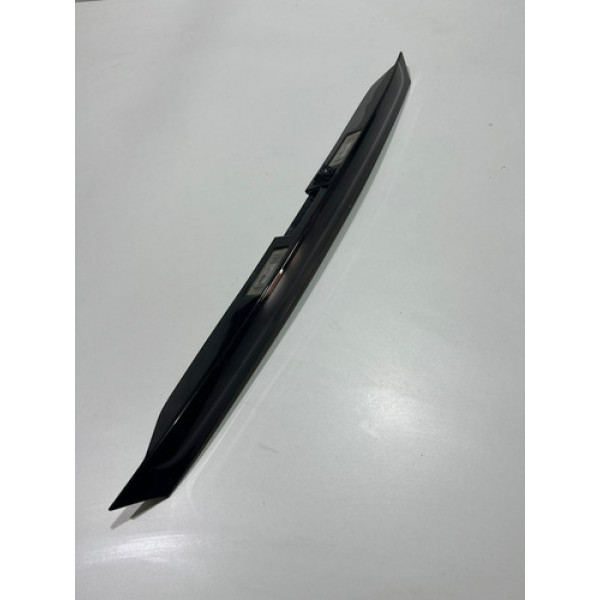 Aplique Tampa Trazeira 1.8 Gm Spin Ltz 2019/2023