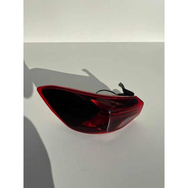 Lanterna L.e Onix Sedan 2020/2023 Original Sem Recuperaçao